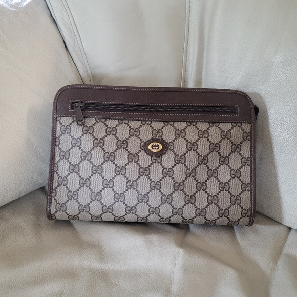 Vintage Gucci clutch - Picture 1 of 16